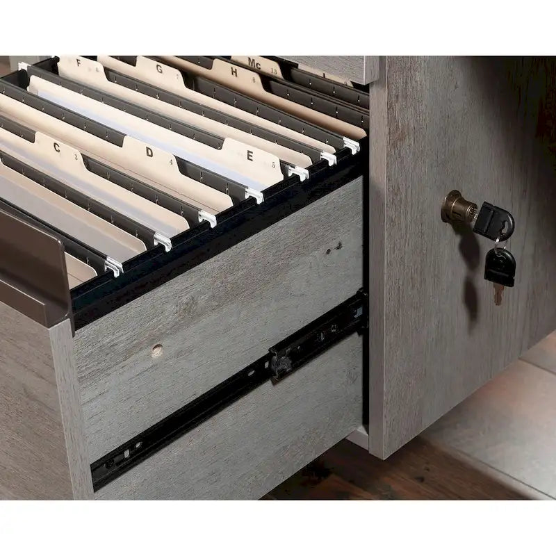 L Desk